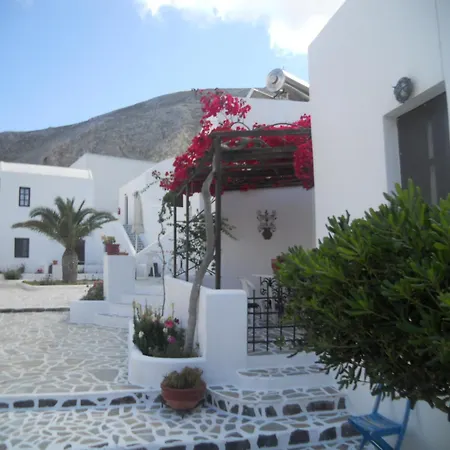 Ostria Apartahotel