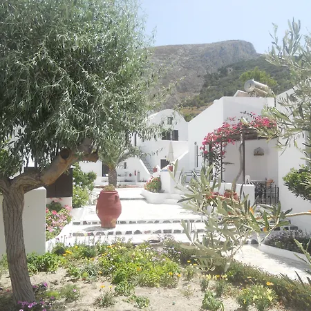 Ξενοδοχείο με διαμερίσματα Ostria 4*