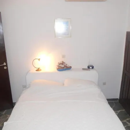 Ostria Ξενοδοχείο με διαμερίσματα 4*