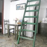 Ostria