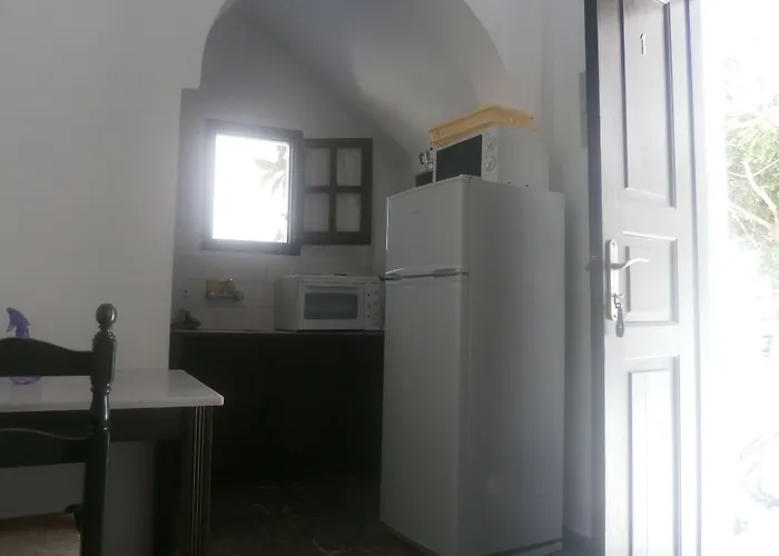 Apartahotel Ostria Kamári