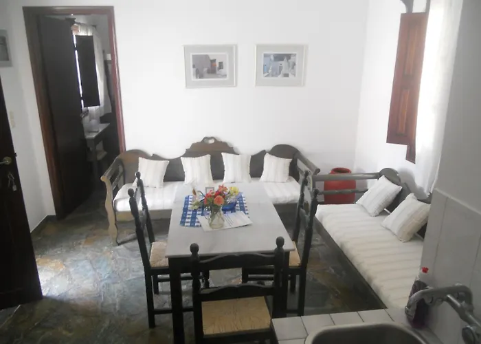 Ostria Apart Otel Kamári