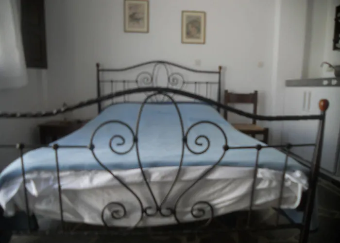 Ostria Apartahotel Kamári