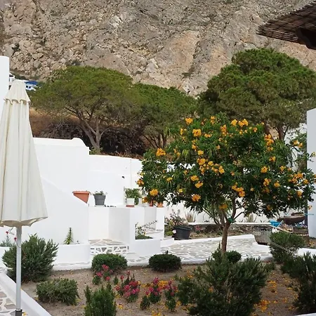 Ostria 아파트호텔 Kamári