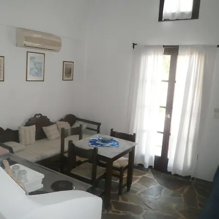 Ostria Apartmanhotel 3*